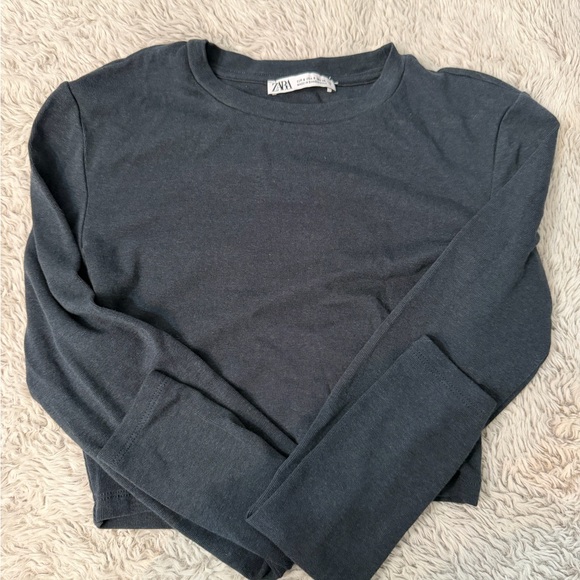 Zara tops BUNDLE - Picture 2 of 3